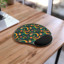 Load image into Gallery viewer, Mouse Pad With Wrist Rest - Green Floral Moon

