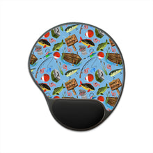 Load image into Gallery viewer, Mouse Pad With Wrist Rest - Goin&#39; Fishing
