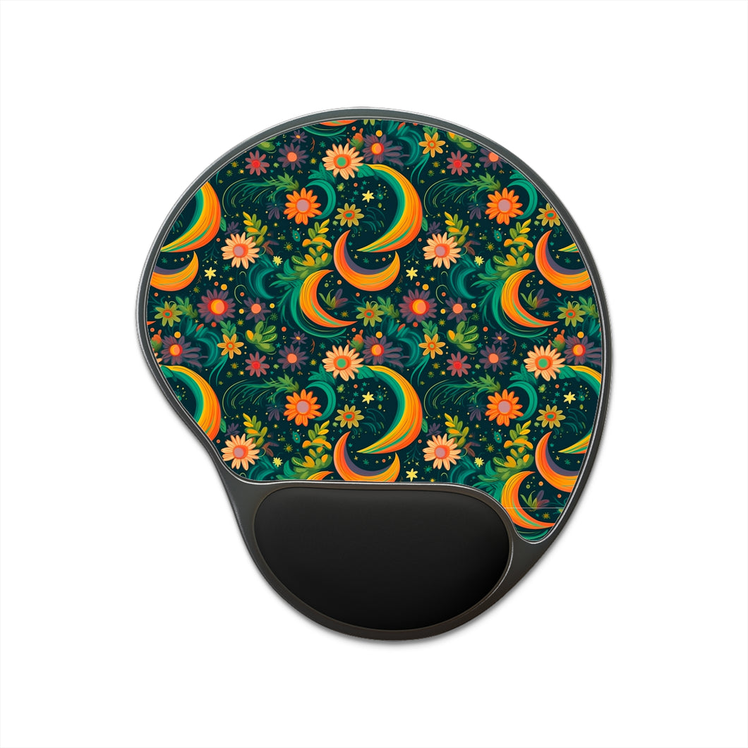 Mouse Pad With Wrist Rest - Green Floral Moon